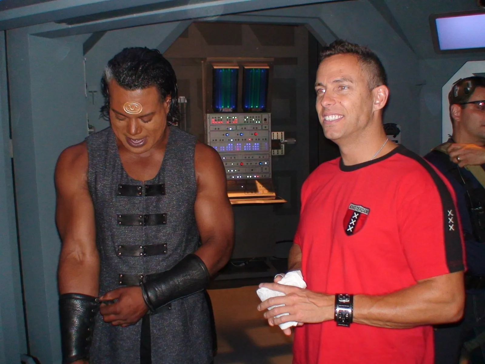 Behind the scenes on Stargate: Atlantis "Midway" @iamchrisjudge and @JamesBamford #Stargate #Atlantis #SGA…