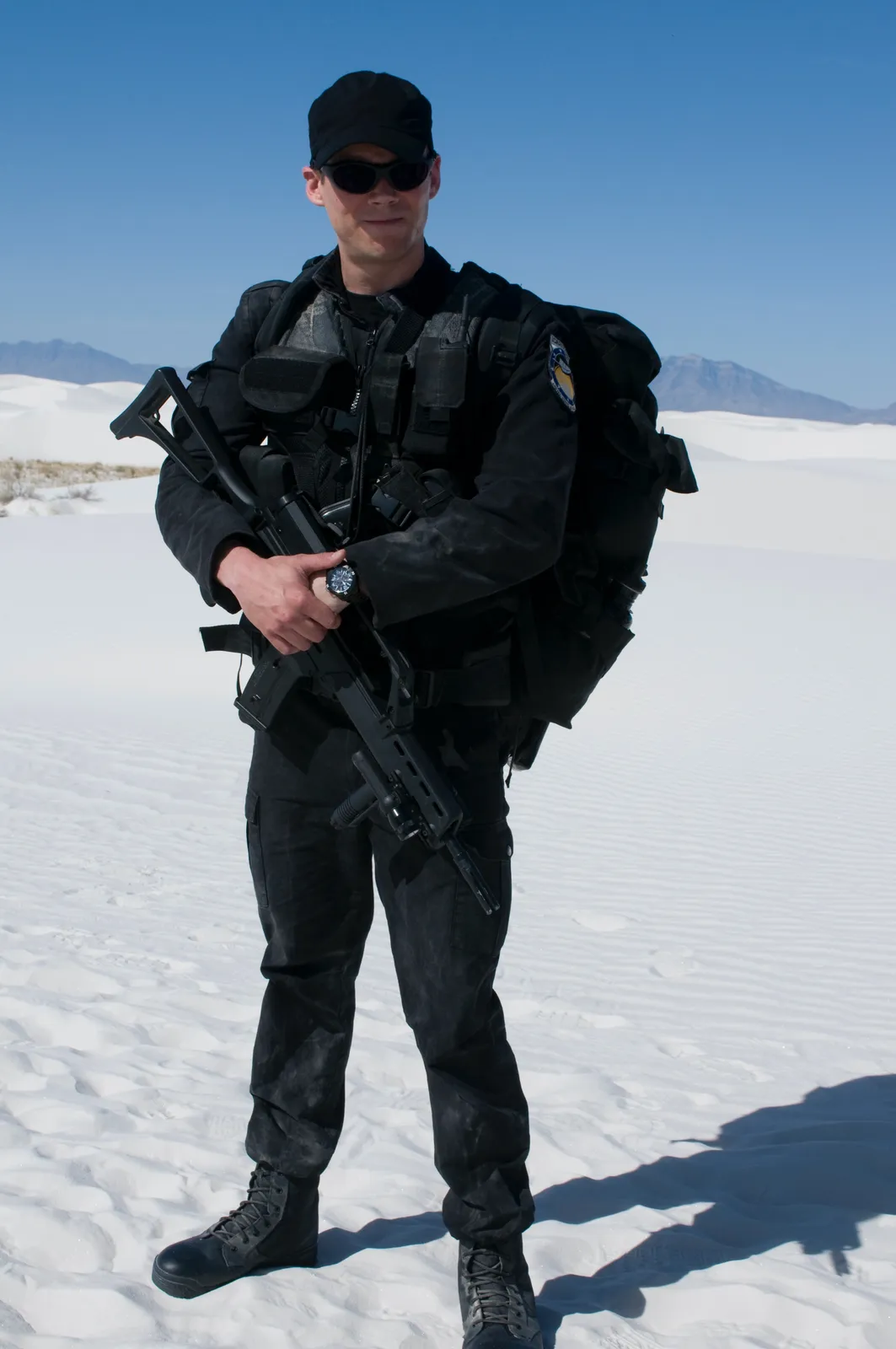 Behind the scenes on "Air Part 3" - #StargateUniverse @BrianJacobSmith not working on his tan White Sands, New Mexico…
