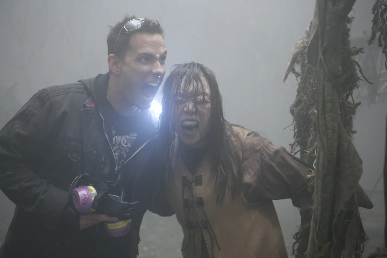 Behind the scenes on #StargateAtlantis "Whispers" @JamesBamford and monster #Stargate #Atlantis #SGA #SciFi