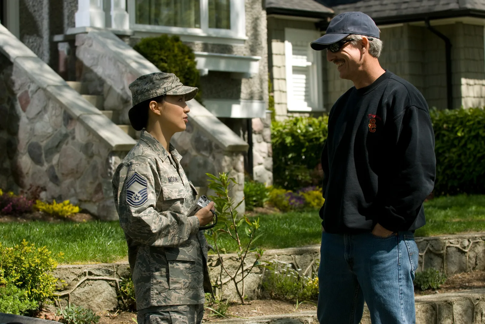 Behind the scenes on #Stargate #Universe - The equally lovely and talented @MingNa and @cpbinder #StargateUniverse #SGU