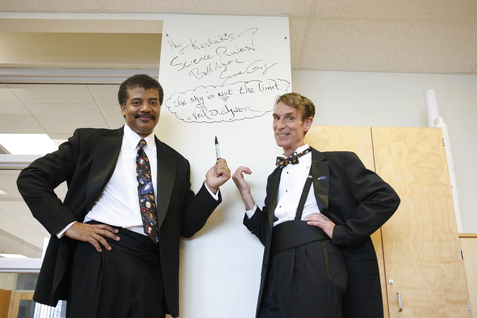 Science!!! Behind the scenes on #StargateAtlantis "Brain Storm" with the amazing @neiltyson and @BillNye #Stargate…