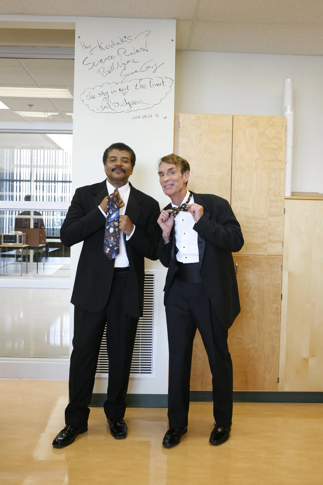 Science!!! Behind the scenes on #StargateAtlantis "Brain Storm" with the amazing @neiltyson and @BillNye #Stargate…