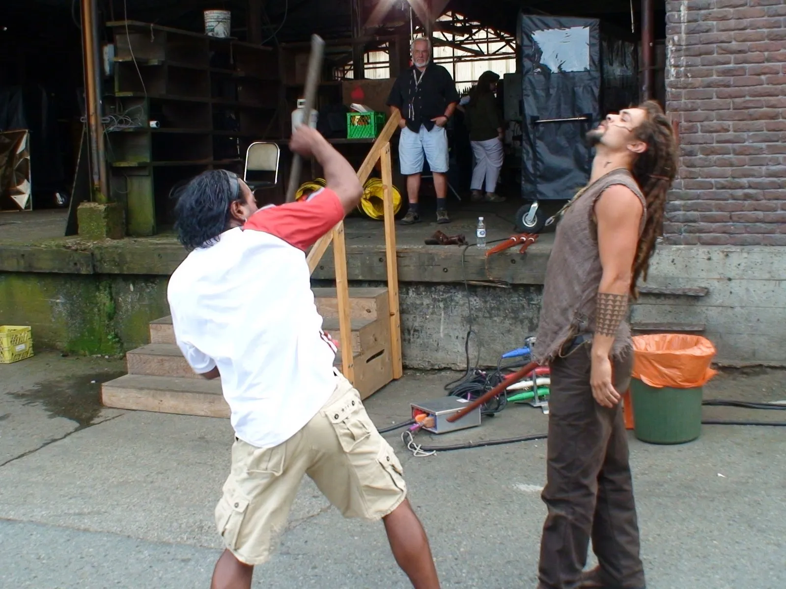 Stargate: Atlantis behind the scenes- "Midway" @iamchrisjudge and Jason Momoa run through their dance moves.…
